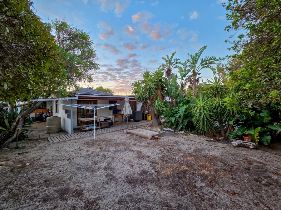 4 Bedroom Property for Sale in Sunridge Western Cape